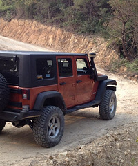 ���������ġ�ɽ·��������ԽҰ�����ʺϴ�ɽ��