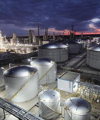 ��Ʒ�ͳ��ڼ۲��������ۼ۵�һ�룬���ǲ������в��У�