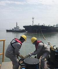 ��Ʒ�ͳ��ڼ۲��������ۼ۵�һ�룬���ǲ������в��У�