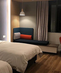 ��ѧ��26��Сʱշת��ػع����뾳��һ��������������̫����