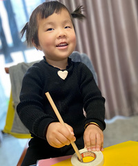 ��ɫֽС���̵���ᣬ���ǵĲݵ�����ˢˢ�ģ�����������