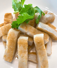 第一次品尝潮汕特色美食墨斗卵粿:制作墨斗
