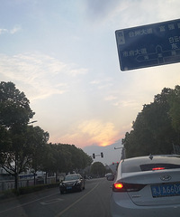 找另一半,我选择价值观相同,其他随意吧