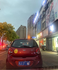【汽车街拍】宾利mini?