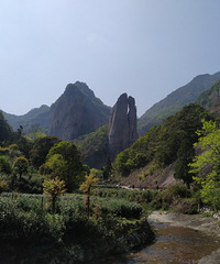 �����㵴ɽ��壬���ң�����������