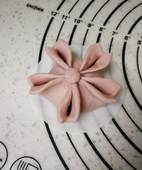 ��Ϣ�ڼҵ�ʱ�򣬾Ͱ����������ڸ��ֳԵ�