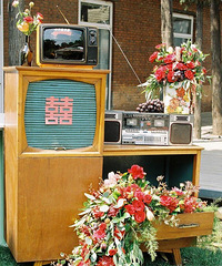 ��ش�1998��һ����������Ĭ����Ļ���