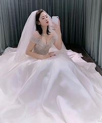 ��AS��ɴ.������������200����Ʒ����2�ۣ��͸�ױ����������