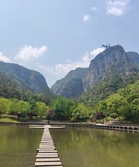 ����˹���ȣ�һ����ϲ����ɽ���ˣ�ȴ�������������ɽ