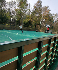 �������ġ���Ͱ������򣬴���ӻ�����Ĳ����ֺ�