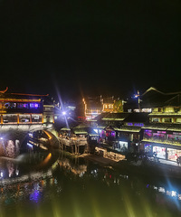 8���г�8000�����18������