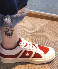 ��˫��ɫ�������ʺ����죬��У԰��ĸо����򵥺ÿ�