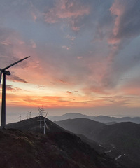 ����ɽ�ճ����ǿա��ƺ�