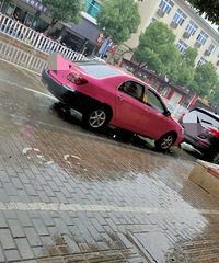 ���������ġ�����ɫһ����hold��ס��