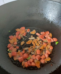 ����������ͦ�򵥵ģ�ֶŮ�߳Ա߿���