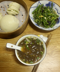 ��������е�����������Ǻ���İ�������ͷ