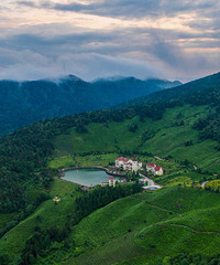 ����ɽׯ������������������һ˿����