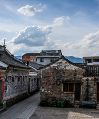 ��̨�ɾ�ɽˮ֮�ã���̨���ٲ�����˼�Ŵ�