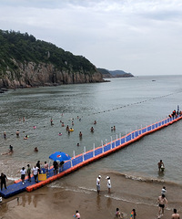 ����ǰ�ڣ���ͷ�ɵ���һ����