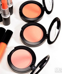 �������չ�г�ɫױ�ݣ�������ô��