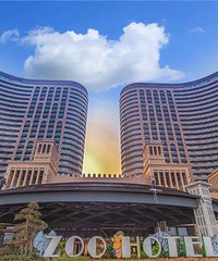 ���з����������죬���ľ�����Ҷ���Ƶ���