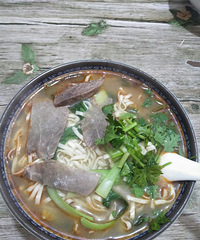 ��������һ��ţ������8�飬�����ж�������