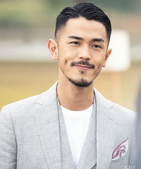 ����ʮ���ѡ������6�����ˣ�����ѡ��һ�����Ļ�����ѡ˭��