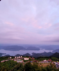 ���֮��ɽ�Ϸ�ͦ��ס����̫�һ����û˯��