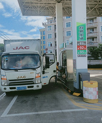 ����ÿ������50���һ���°˾Ű������ͷѣ����ʡ�Ͱ���