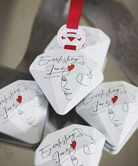 �����������ǺУ�����Ʒζ�����������