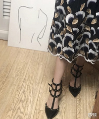 �����˻�����ūí���߸�Ь������Ϊ���Ե��ȶ̣�û�뵽�����ˣ�