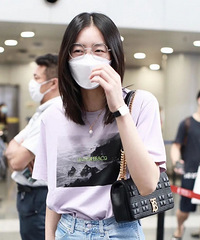 �̵㱾��Ů���ǻ������ģ�û�뵽����Ҳ����ôƽ�۵ĵ�Ʒ