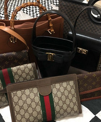 �ж������˽��йŰ�