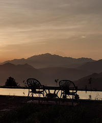 ��ң��ɽ�壬�����������������紵���