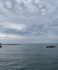 �����ൺ�ǣ�ȥ��ջ�ź����Ĺ㳡