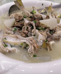 �����Է����˳��̵�ˮ��Ұ�����࣬��Ȼ���Ժ���ĸ�