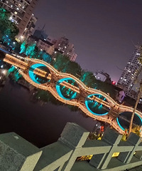 ������̨���ٹ⡿�����ĳ���������ķ������������ҵ�ҹ