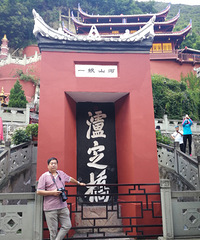 ���������ء����� �Լ���һ�˲���Ѱ��·֮�μǿ�ƪ