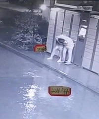 Ůҵ���賿С���ſ������������һ��������������