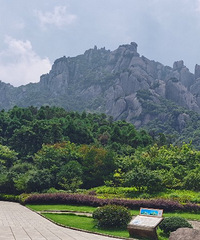 ����̫��ɽ���̲�̶��������ĺ�Ư��