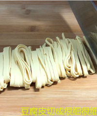 ����30����Ķ���Ƥ���ͷ�����������ʵ��̫���׷�����ͷ�ˣ�