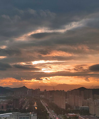 ������̨���ٹ⡿һ��·�����ڽ��������������Щ�⾰��