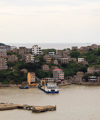 �����̵�ɹͼ���գ�;��·�߲�ͬ�Ƕȵľ�ɫ