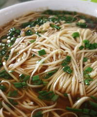 �Լ۱ȳ��ߵ�һ�����ŵ�����ͷ��п������