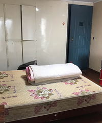 ����ҫ�����¥ǰ�����̨����һ�쵽������̫��������Һ�����ӣ�