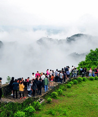 ����ĵ�һ�����У��������ڣ���̨ɽȫ�����ΰ����ϣ�