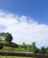 ������ɽӰ�ӳ�һ����ֵ��һȥ