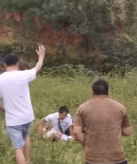 2�����˳���ż����˫������ֱ�ӿ�ʼ��ܣ�����Ц��