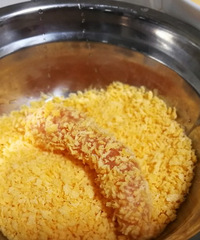 ��������С���Ե�ը��������ɫ�ٻƵ��������