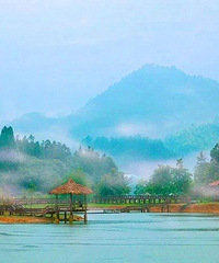 �����Һ��ҵļ��硷����ľ���С�ǣ��˳ơ��й�С������